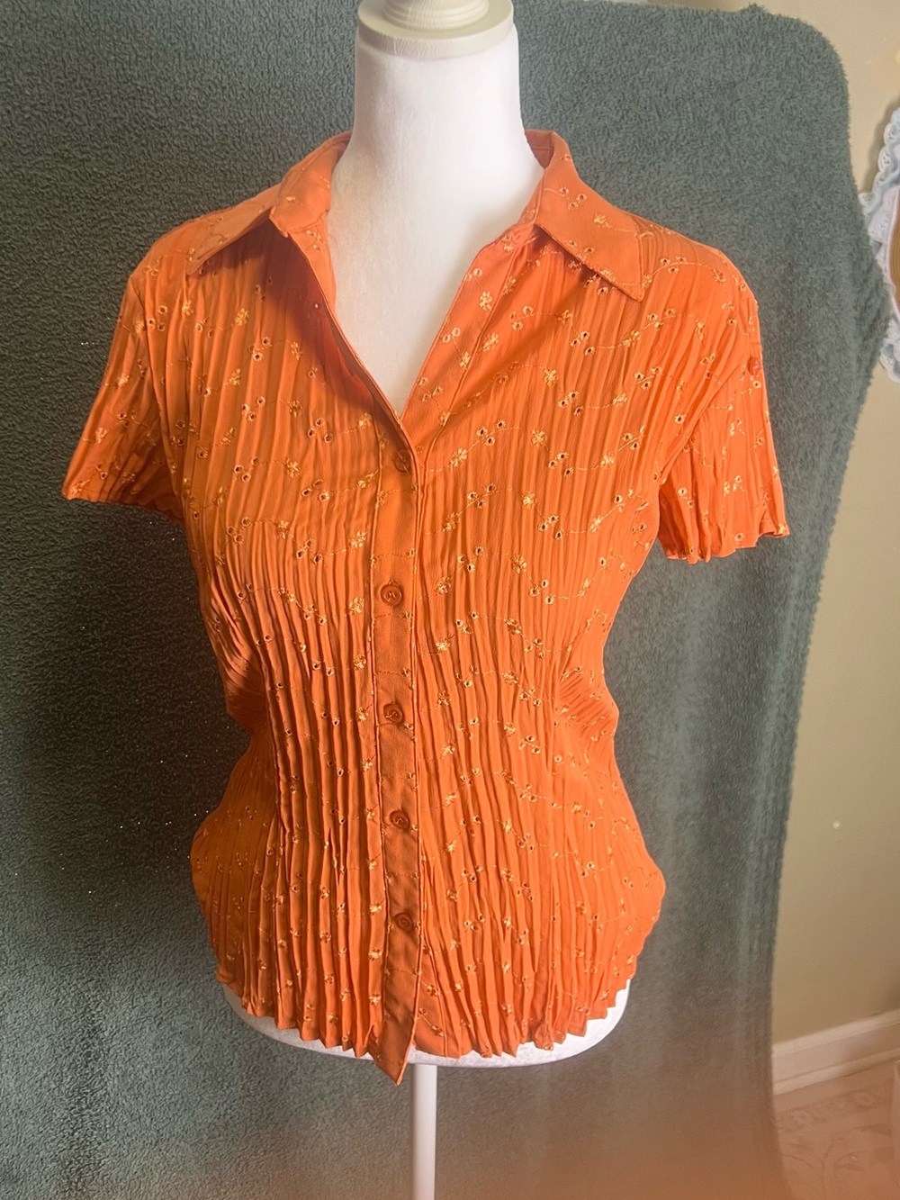 East 5th Orange Short-Sleeve Button-Front Blouse